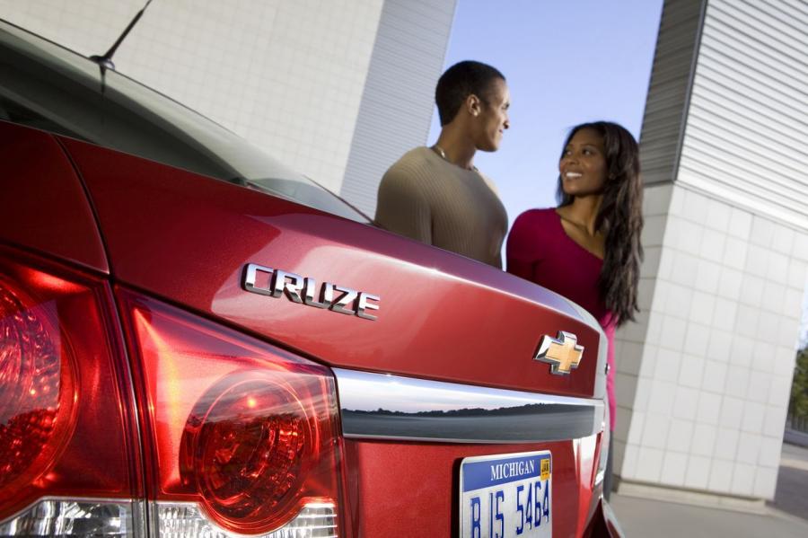  Chevrolet Cruze 2011 года  (фото 55 из 61)